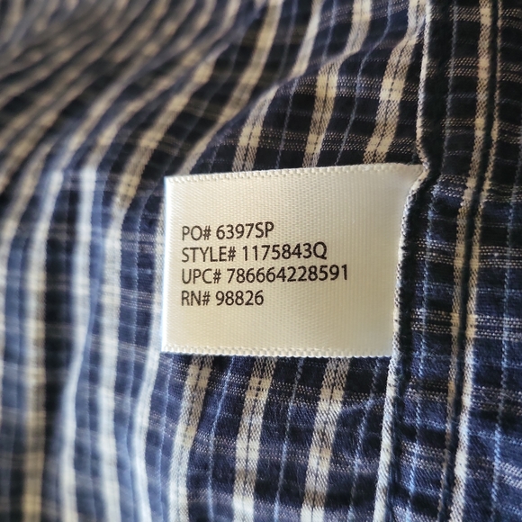 U. S. Polo Men's Plaid Front-centered buttons Plaid, Colors: blue & white Size:L - Picture 10 of 12